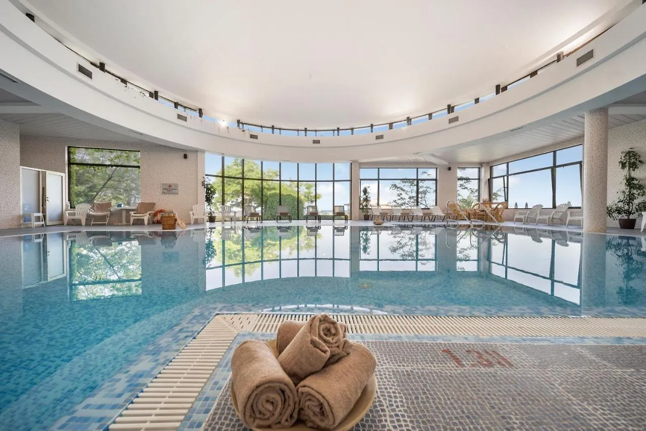 Hvd Riviera Beach Ultra All Inclusive & Mineral Pool - Private Beach & Free Parking Goldstrand